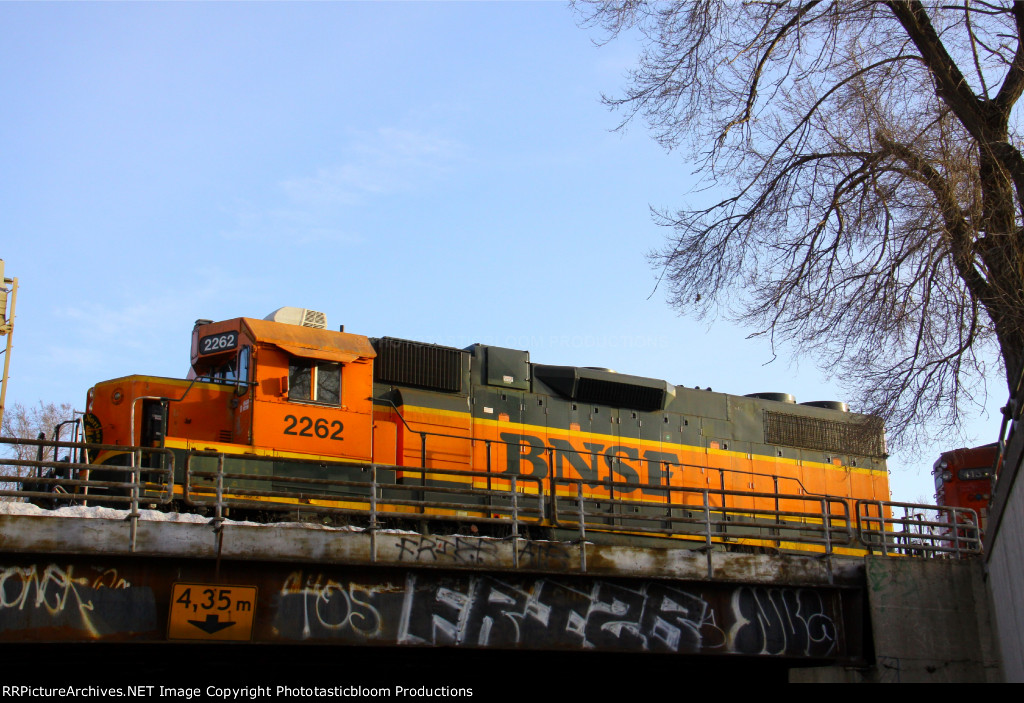BNSF 2262